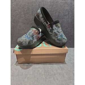Glolily Jenny II Black Floral Mosaic JNN-180 Women's size 9M - Fair
